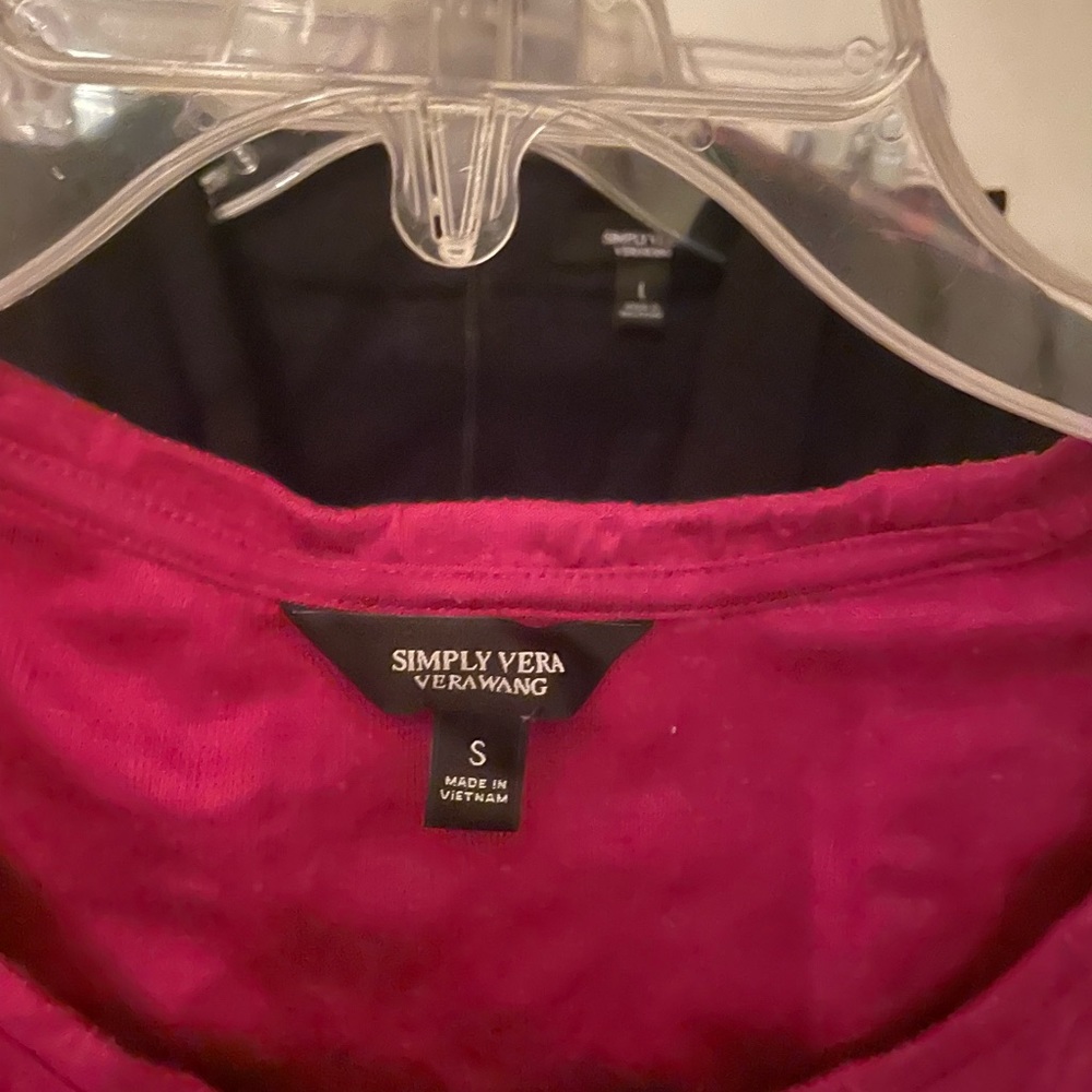 Ladies pullover top - Picture 2 of 3